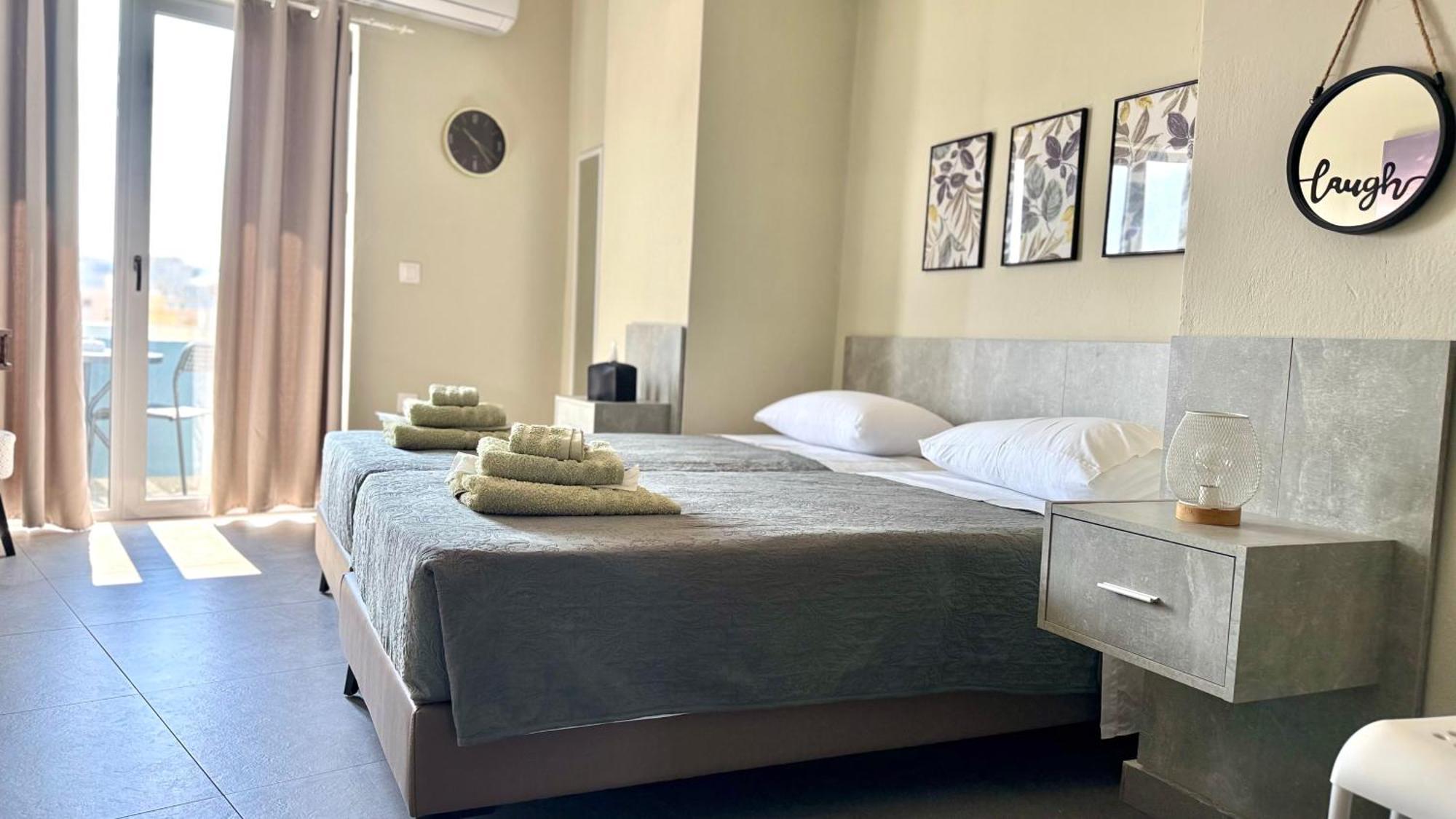 Sea Side Rooms Rhodes City Kültér fotó